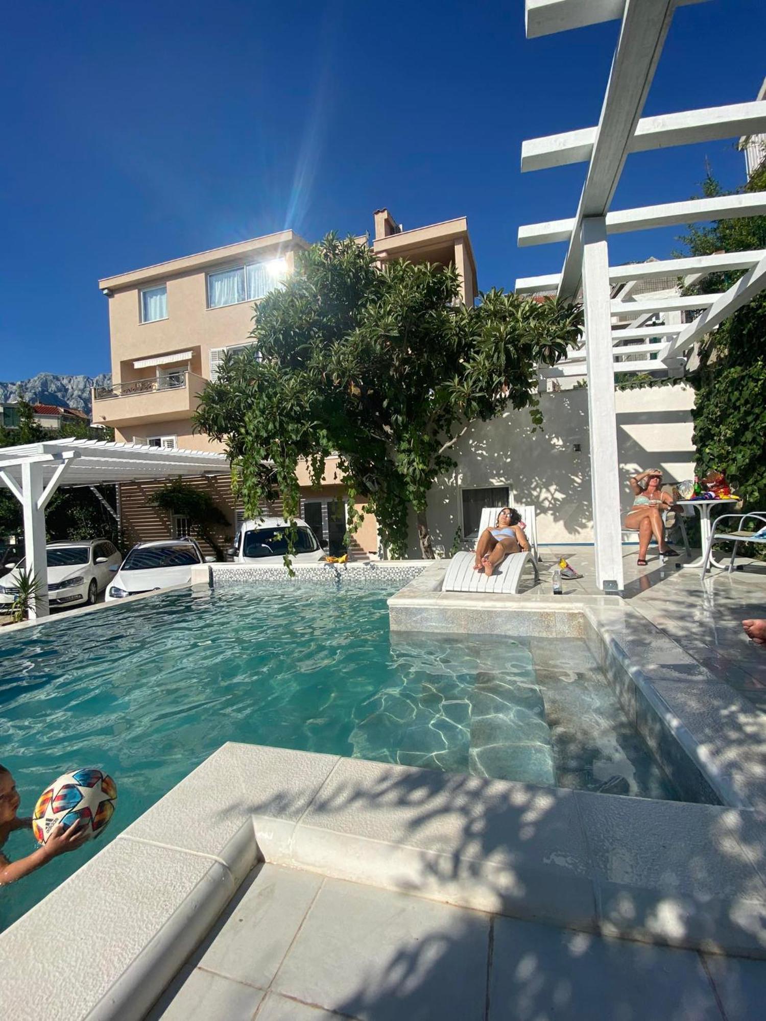 Apartmani Kike Μακάρσκα Εξωτερικό φωτογραφία